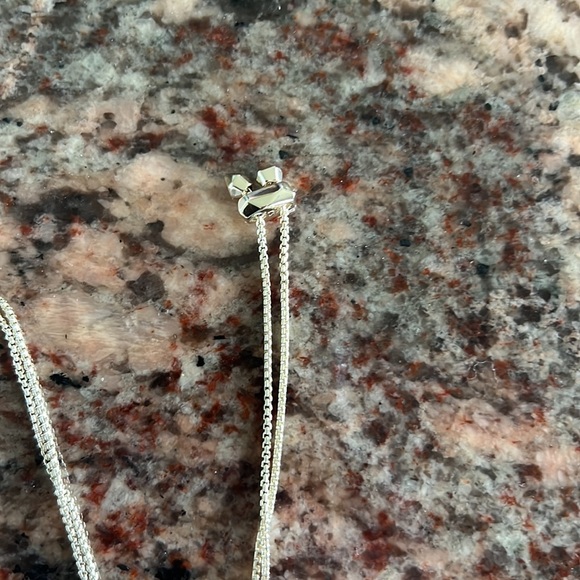 Kendra Scott Delaney Gold Necklace with Abalone Pendant - Picture 3 of 5